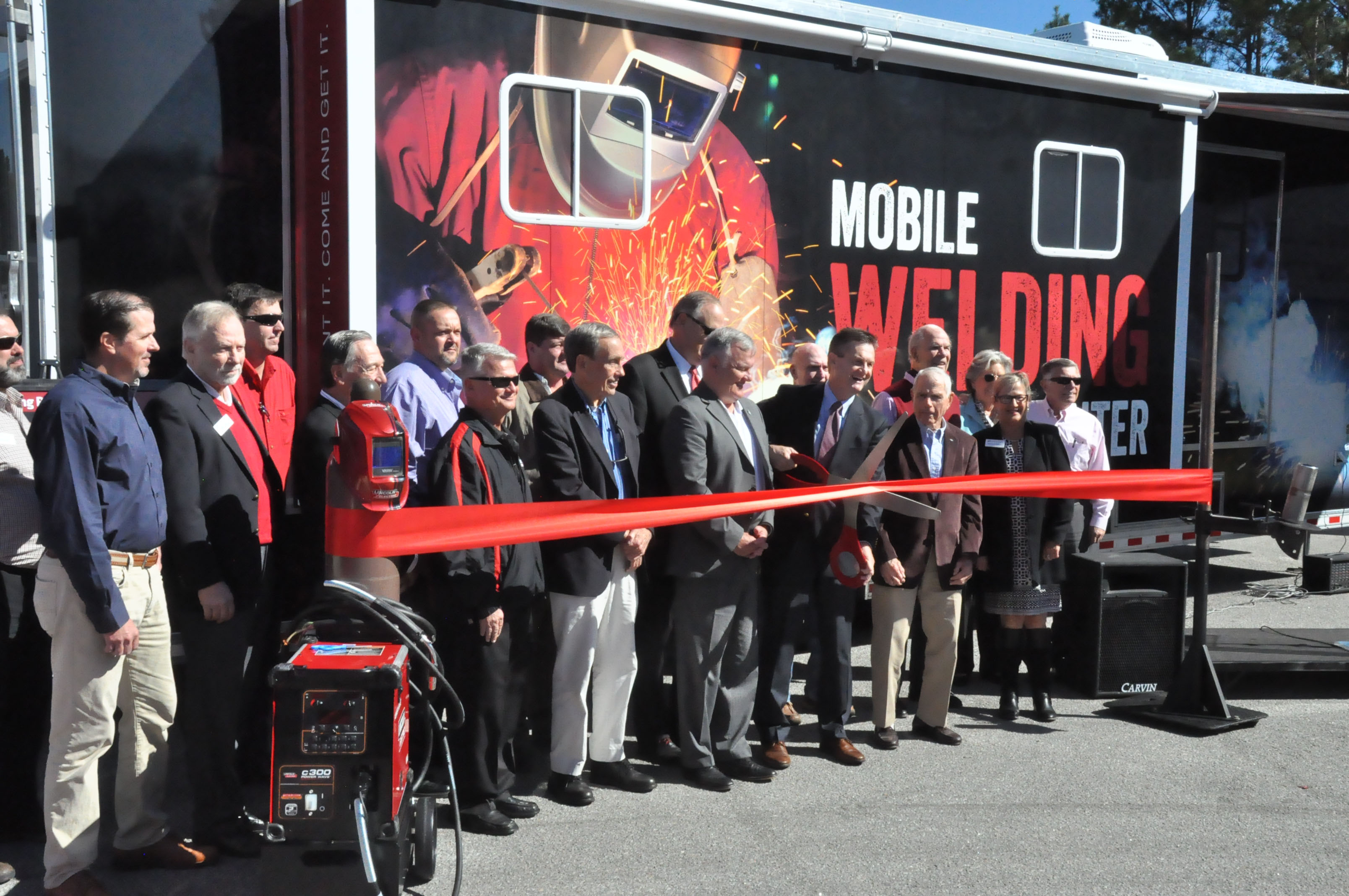 Ribbon Cutting Ceremony for TCL's Mobile Welding Program